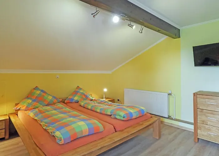 2 Bedroom Cozy In דירה