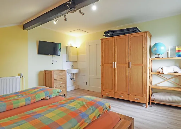 2 Bedroom Cozy In * Karlshausen